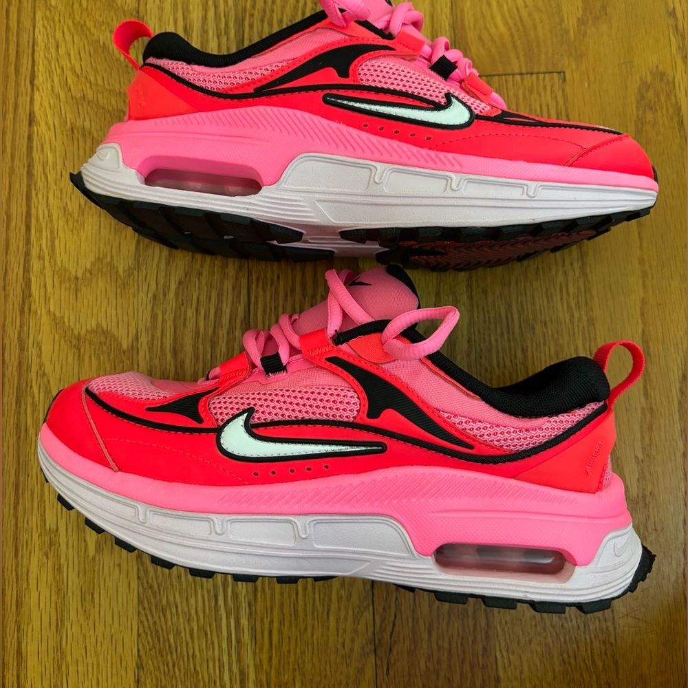 Nike Air Max Bliss Sneakers Women’s 6 Pink Multicolor Shoe DH5128-600 No Box